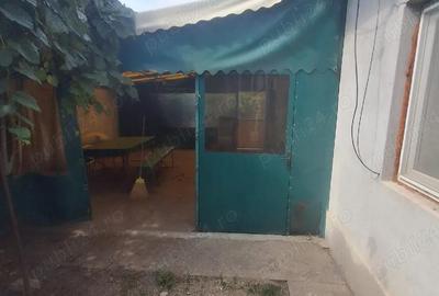 Casă cu 6 camere în Buturugeni - 1