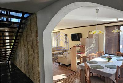 Suceava, casa deosebita in zona linistita. - 6