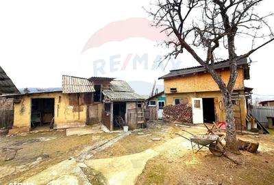 Casă cu 3 camere în Lespezi