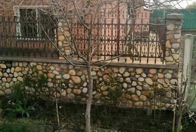 Casă cu 4 camere cu Teren 600 Mp în Căldăraru - 10