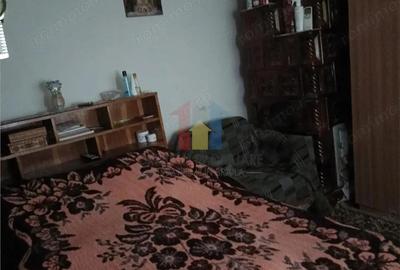 Casă cu 4 camere cu Teren 235 Mp în Central - 8