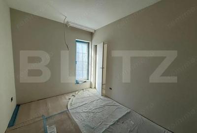 Casă cu Teren 600 Mp în Central - 10