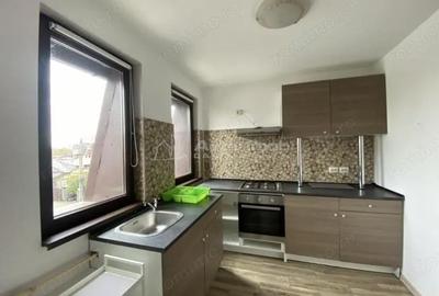 Apartament cu 3 camere semidecomandat în Bucureștii Noi - 13