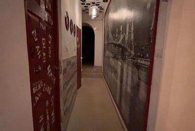 Spațiu comercial, de 185 mp, în Central - 3