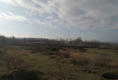 Teren de 22300 mp, în Central - 5
