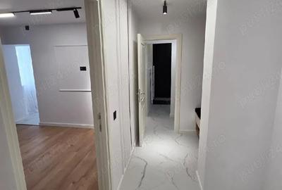 Apartament cu 4 camere decomandat în Horia - 14