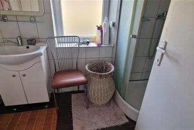 Casă individuală cu 7 camere cu Canalizare în Brebu Nou - 9