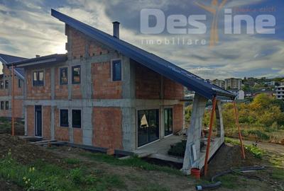 Casă cu 5 camere cu Canalizare în Hlincea - 16