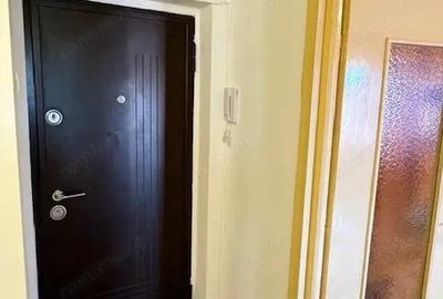 Apartament cu 3 camere semidecomandat, mobilat în Vest - 14