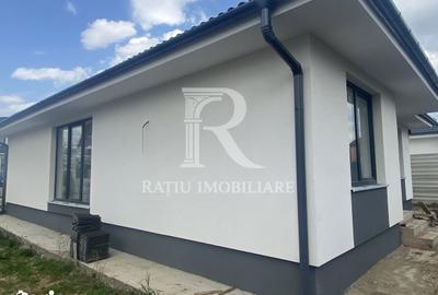 Casă cu 4 camere cu Teren 420 Mp în Oncea