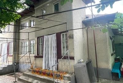 Vand casa in Vasile Alexandri - 2