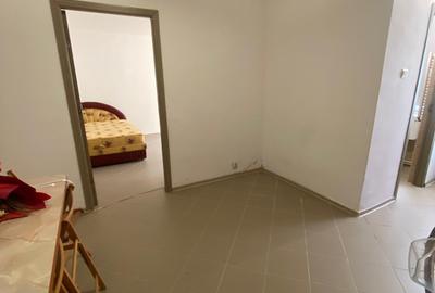 Garsoniera spatioasa cu centrala, parter, zona Narcisa - 8