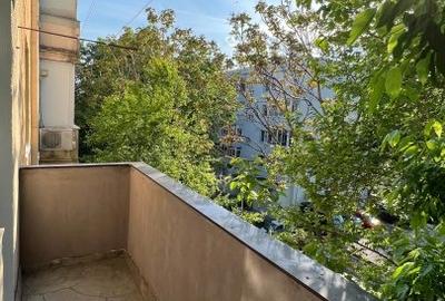 Garsonieră decomandată în Dristor