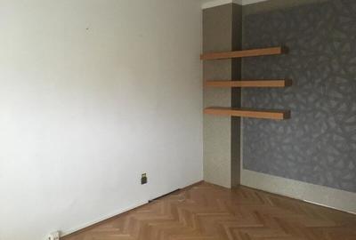 Casă individuală cu 6 camere cu Canalizare în Cotroceni - 7