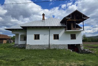 Casă cu 4 camere în Pociovaliștea - 3