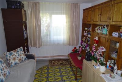 Apartament 2 camere in Florilor renovat complet - 2