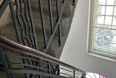 Apartament cu 4 camere semidecomandat în Calea Călărașilor - 5