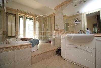 Apartament penthouse cu 5 camere| terase generoase | garaj si boxa - 8