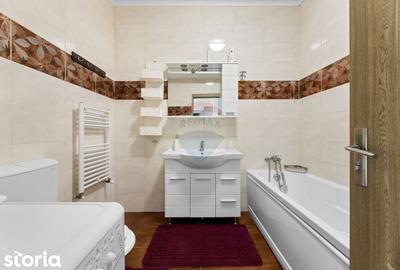 Apartament cu 3 camere semidecomandat, mobilat în UTA - 7