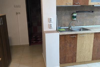 Apartament cu 2 camere decomandat în Central - 2