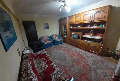 Apartament cu 4 camere decomandat în Trivale - 5