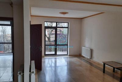 Vatra Noua, Sisesti, casa P+E+M, sup. 274mp 6 camere 4 bai teren 172mp