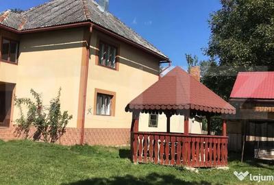 Casă cu 4 camere cu Teren 2432 Mp în Central - 11