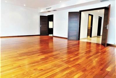 Apartament cu 4 camere decomandat în Herăstrău - 2