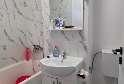 Dristor, Ramnicul Sarat, piata Bobocica, chiar pe Nicolae Pascu, - 7