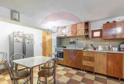 Hotel/Pensiune, de 379 mp, în Sânmartin - 15