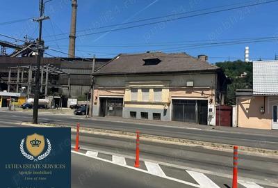 Spa?iu comercial Muncitoresc, Re?i?a - 1
