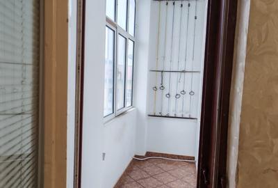 Apartament 3 camere-cvartal Onesti - 10