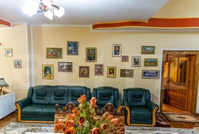 Casa de vanzare, cu 10 camere, 1200 mp, zona Dipsa - 23