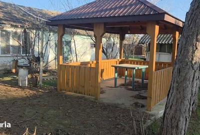 Casă cu 4 camere cu Teren 66 Mp în Ciocănești - 1