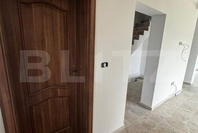 Casă cu 4 camere în Central - 11