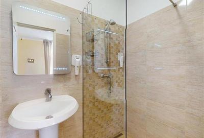 LIVE! Hotel+restaurant, Centrul Istoric - Piata Unirii, Brasov LIVE! Hotel+restaurant, Centrul Istoric - Piata Unirii, Brasov - 39