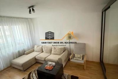 Garsonieră în Titan - 2