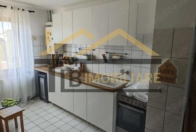 Apartament cu 3 camere decomandat în Diamant - 7