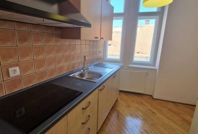 Apartament cu 3 camere in Centrul Istoric - 2