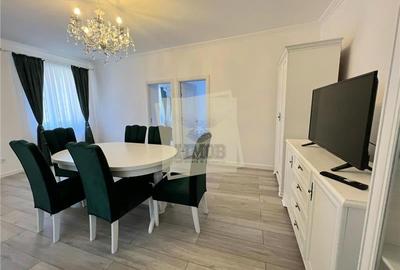 Apartament cu 3 camere decomandat în Central - 1