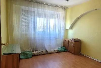 Apartament cu 4 camere decomandat în Viziru 3 - 2