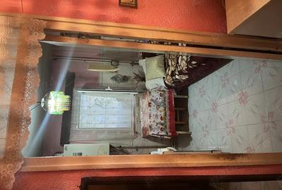 Vind apartament 2 camere zona Mall 9 mai - 3