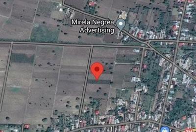 Teren de 2300 mp, în Unirea - 1