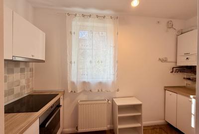 De inchiriat – Apartament 3 camere– Strada De Mijloc, Brasov (zona Centrala) - 13