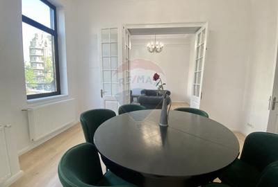 Apartament cu 3 camere de vanzare in zona P-ta Rosetti - 2