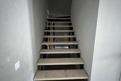 Apartament cu 4 camere semidecomandat în Turnișor - 6