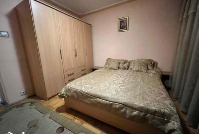 Apartament cu 3 camere decomandat în Cug - 12