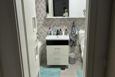 Apartament cu 3 camere decomandat în Titan - 13