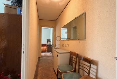 Apartament cu 4 camere semidecomandat, mobilat în Berceni - 9