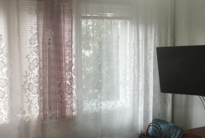 Apartament cu 3 camere semidecomandat în Podu Roș - 2
